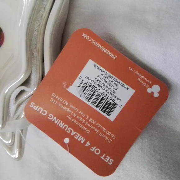 Disney Mickey and Minnie Mouse Iridescent Halloween Set of 4 Measuring Cups - Picture 4 of 4